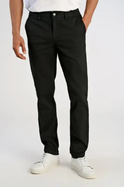 Chinos