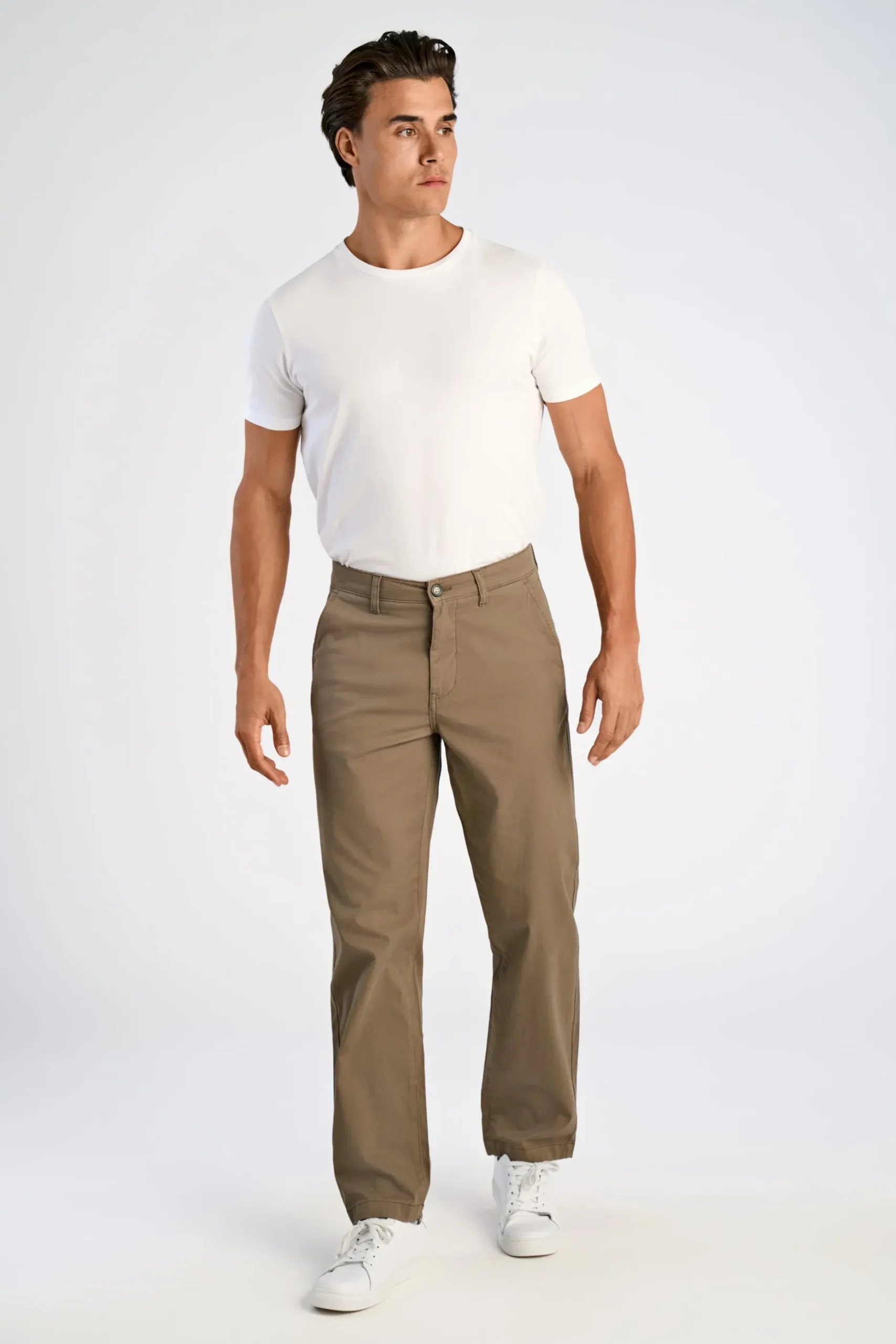 Chinos
