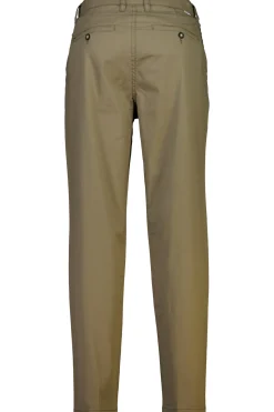 Chinos
