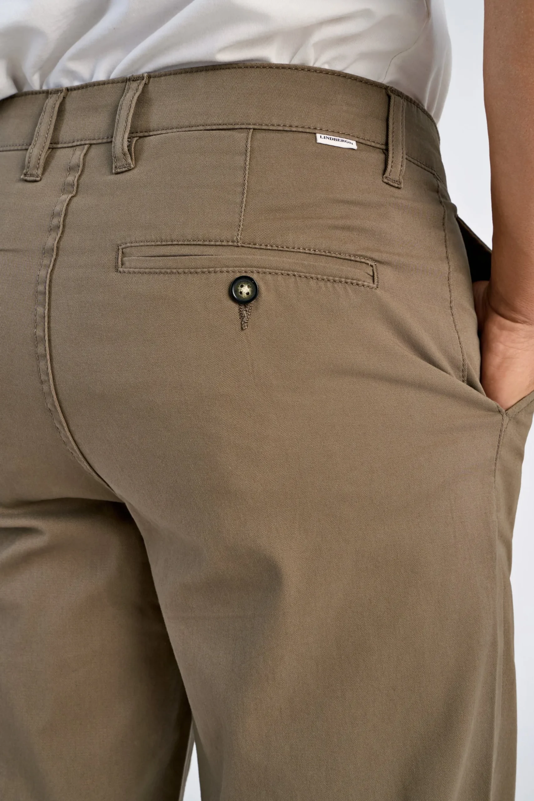 Chinos