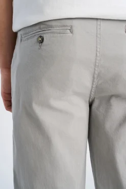 Chinos