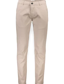 Chinos