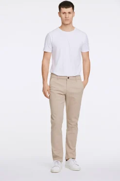 Chinos