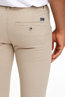 Chinos