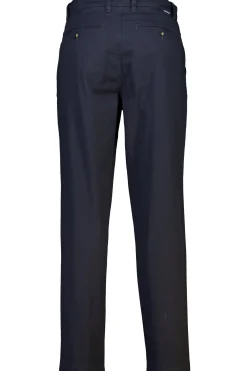 Chinos