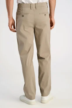 Chinos