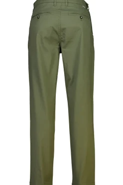 Chinos