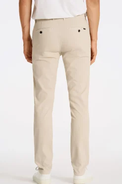 Chinos