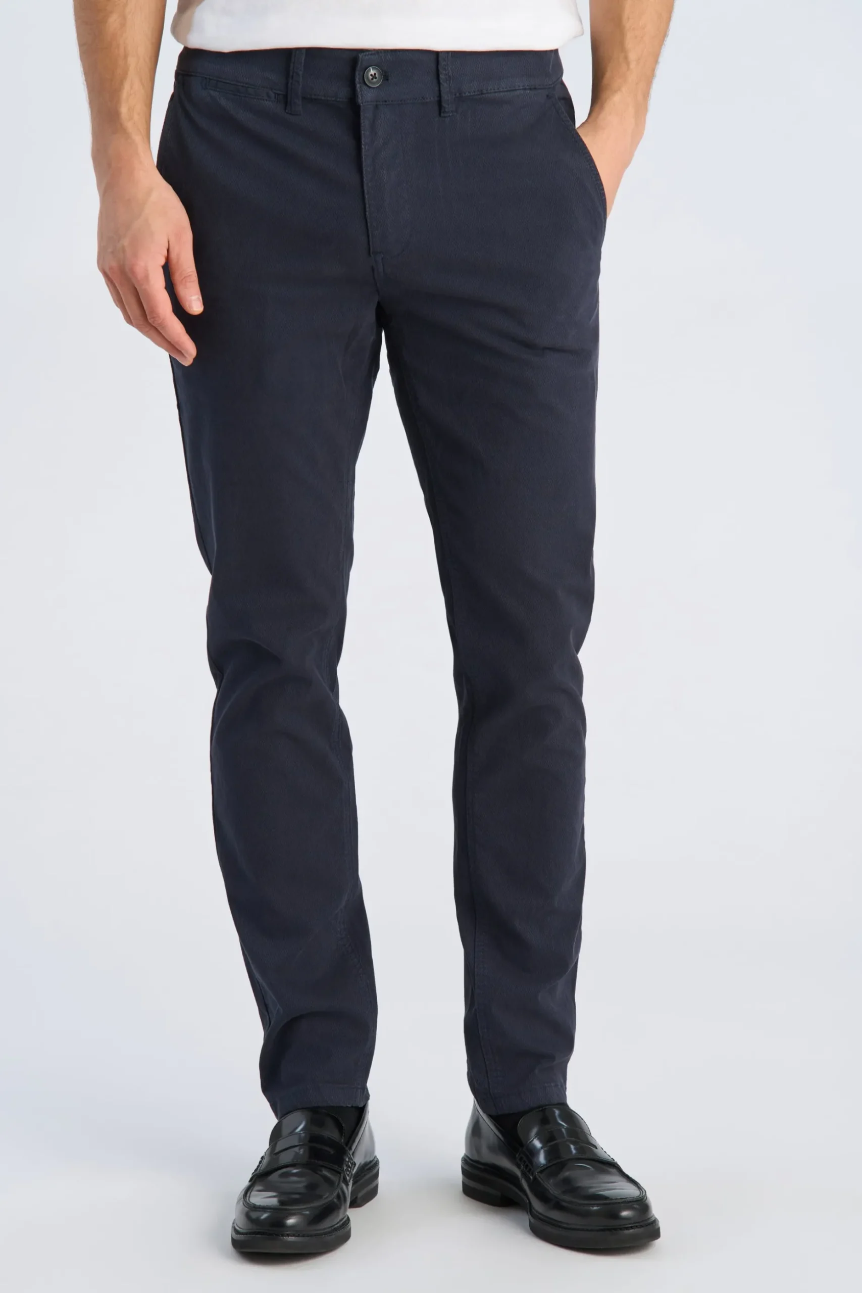 Chinos