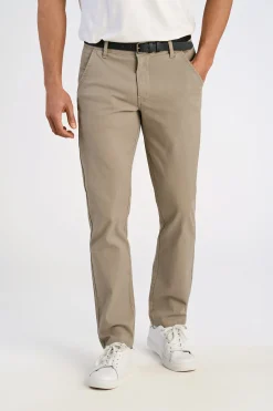 Chinos