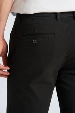 Chinos