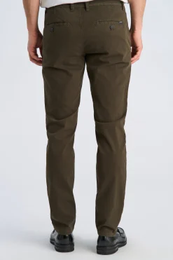 Chinos