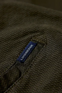 Chinos