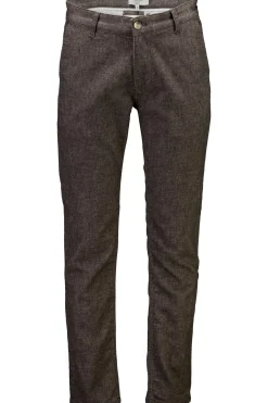 Chinos