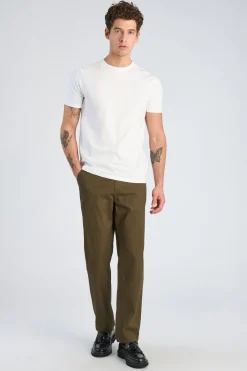 Chinos