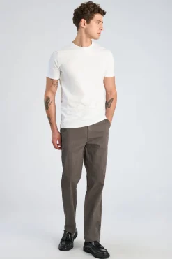 Chinos