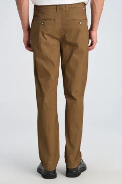 Chinos