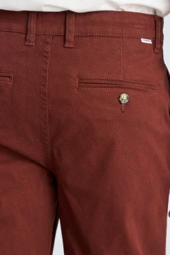 Chinos