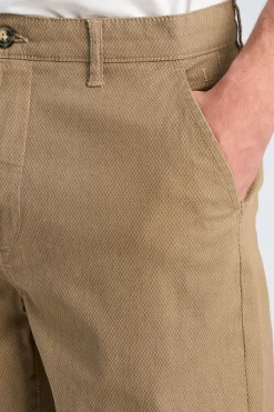 Chinos