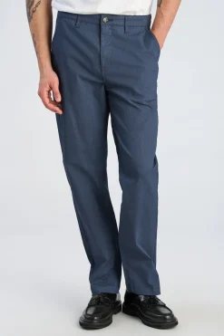 Chinos