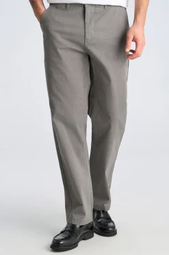 Chinos