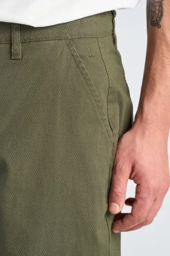 Chinos