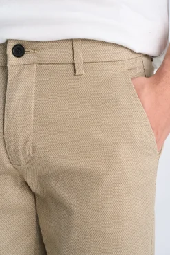Chinos