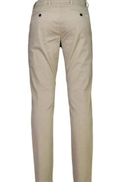 Chinos