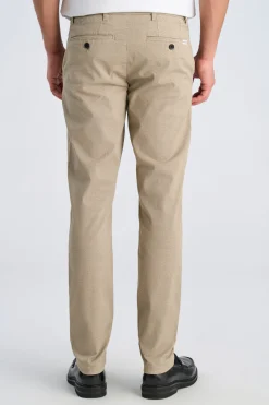 Chinos