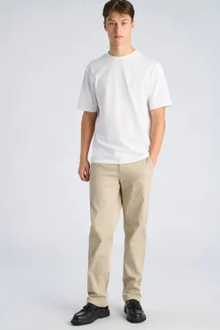 Chinos