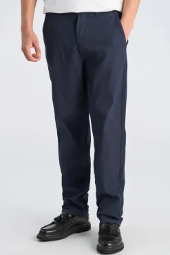 Chinos