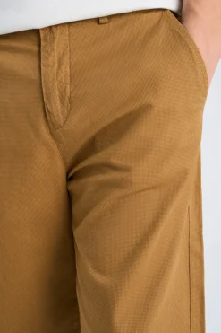 Chinos