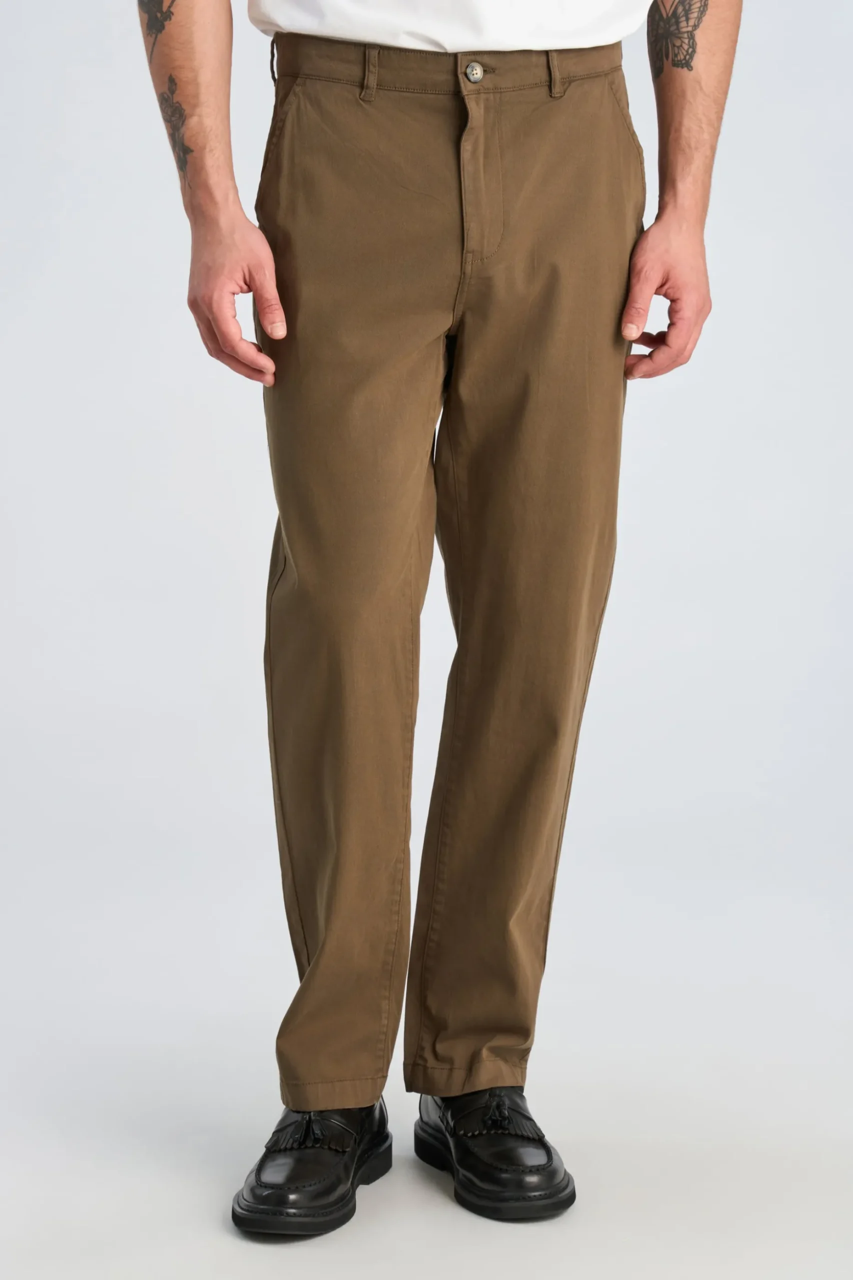 Chinos