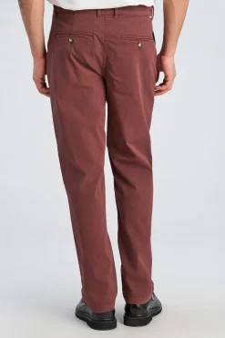 Chinos