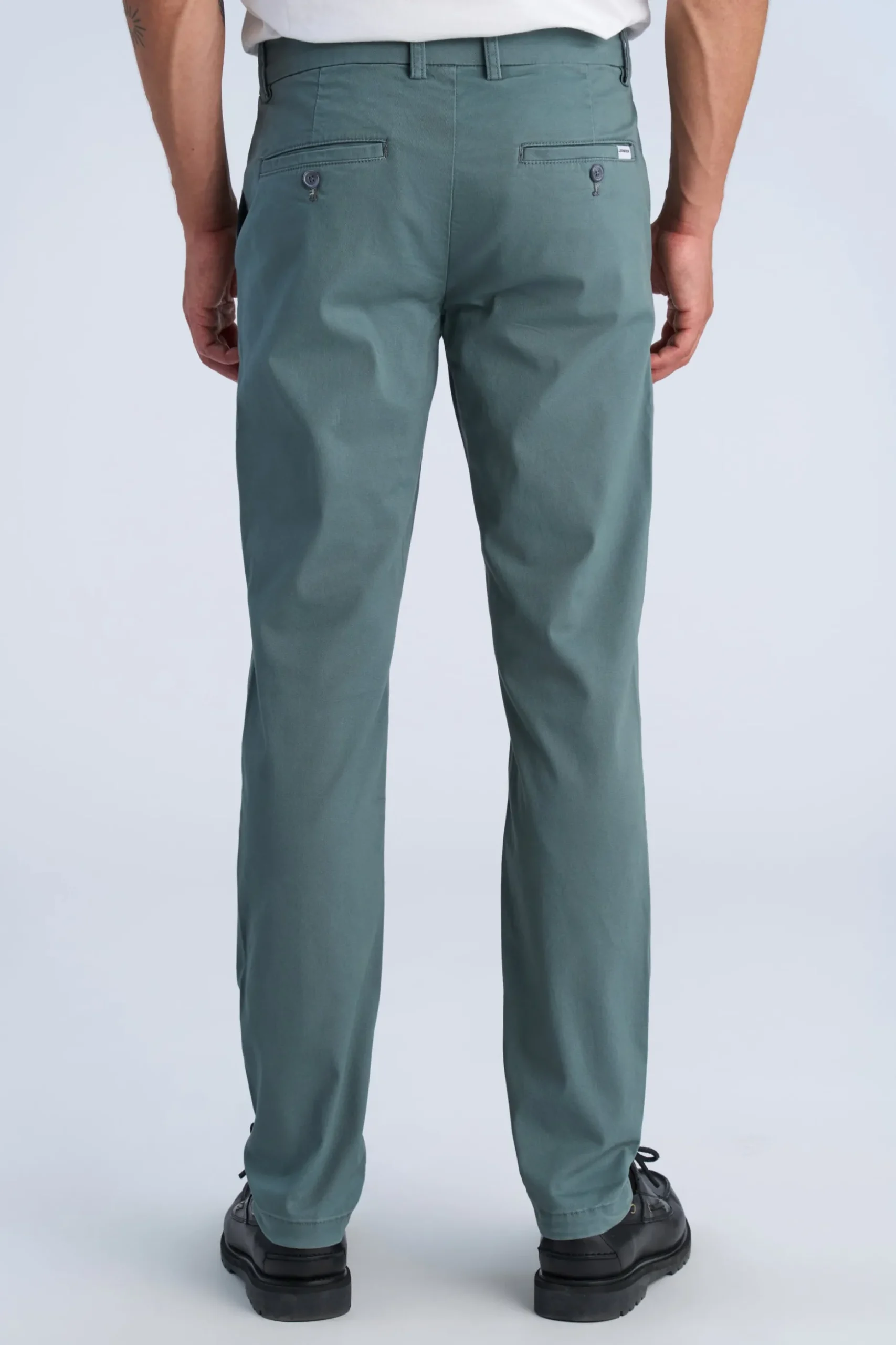 Chinos