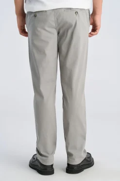 Chinos