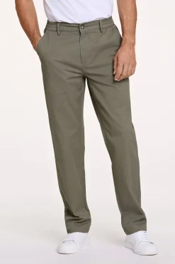 Chinos