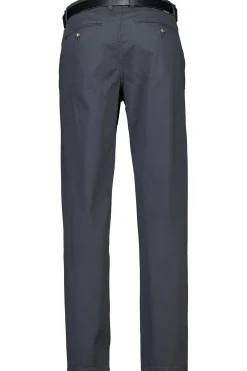 Chinos