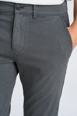 Chinos