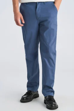 Chinos