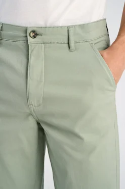 Chinos