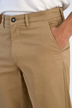 Chinos