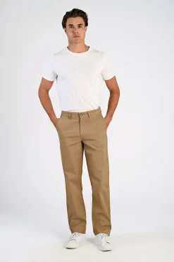 Chinos