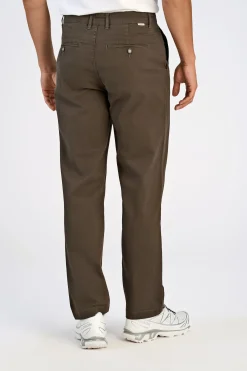 Chinos