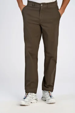 Chinos