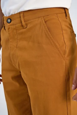 Chinos