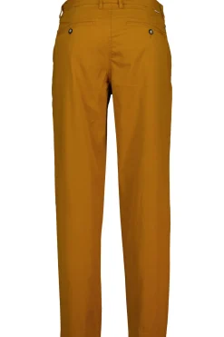 Chinos