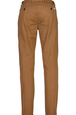 Chinos