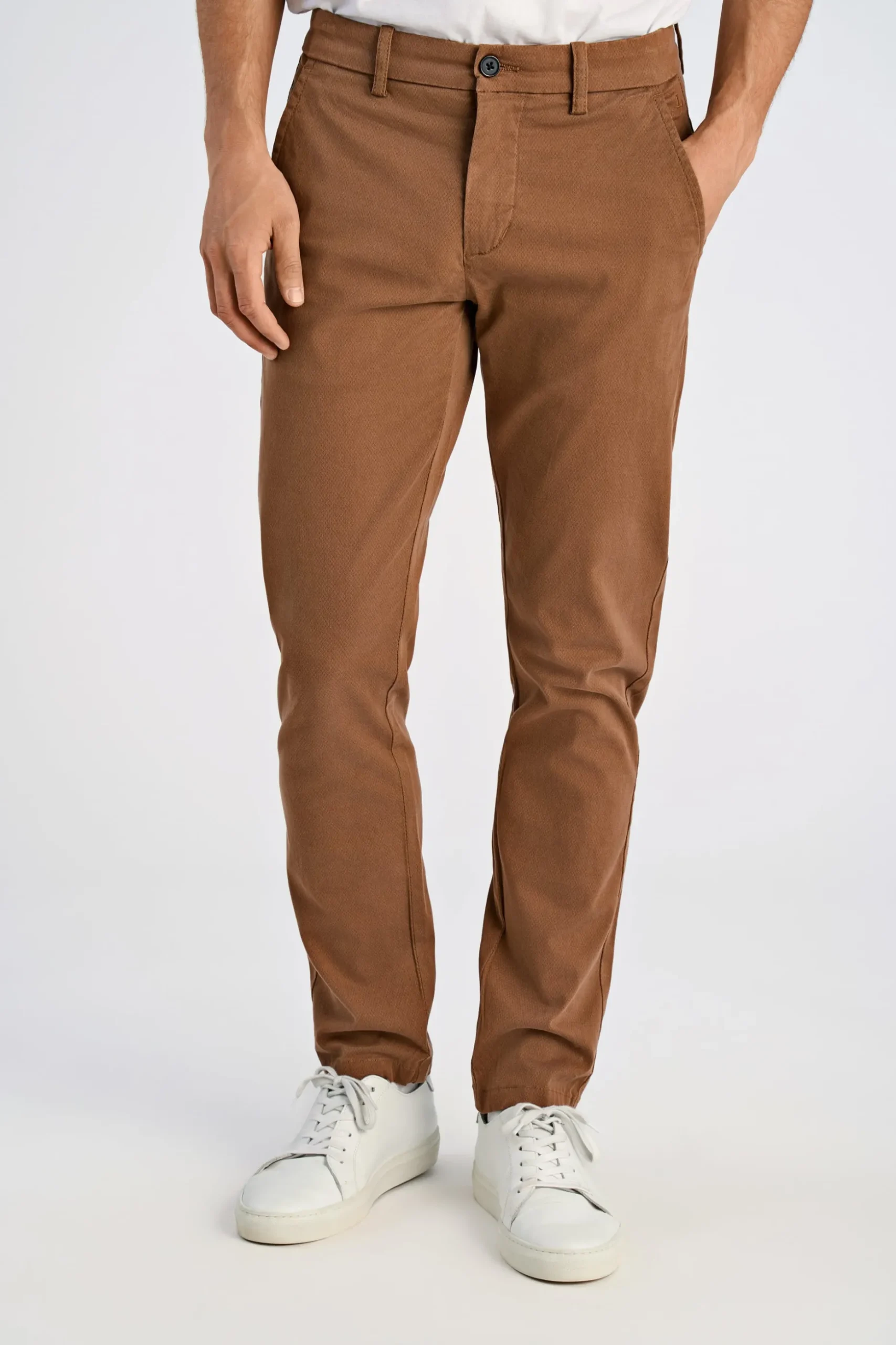 Chinos