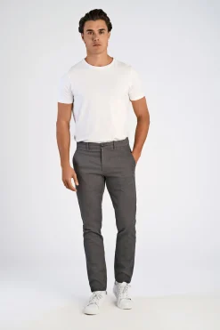 Chinos